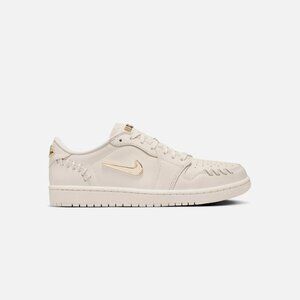 Brand New Wmns Air Jordan 1 Low Method of Make 'Legend Light Brown' - Size 8